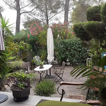Le Val Des Pins * Saint-Raphael (Var)